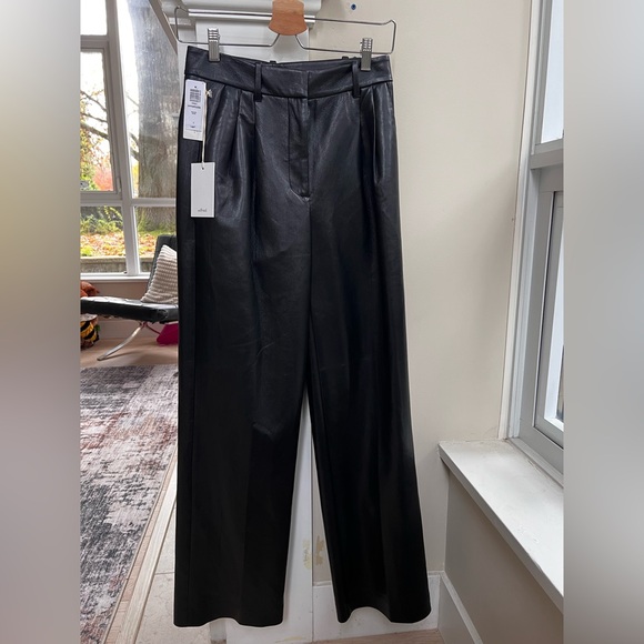 LEAVING SOON Aritzia Wilfred Effortless faux leather pants - Picture 6 of 11